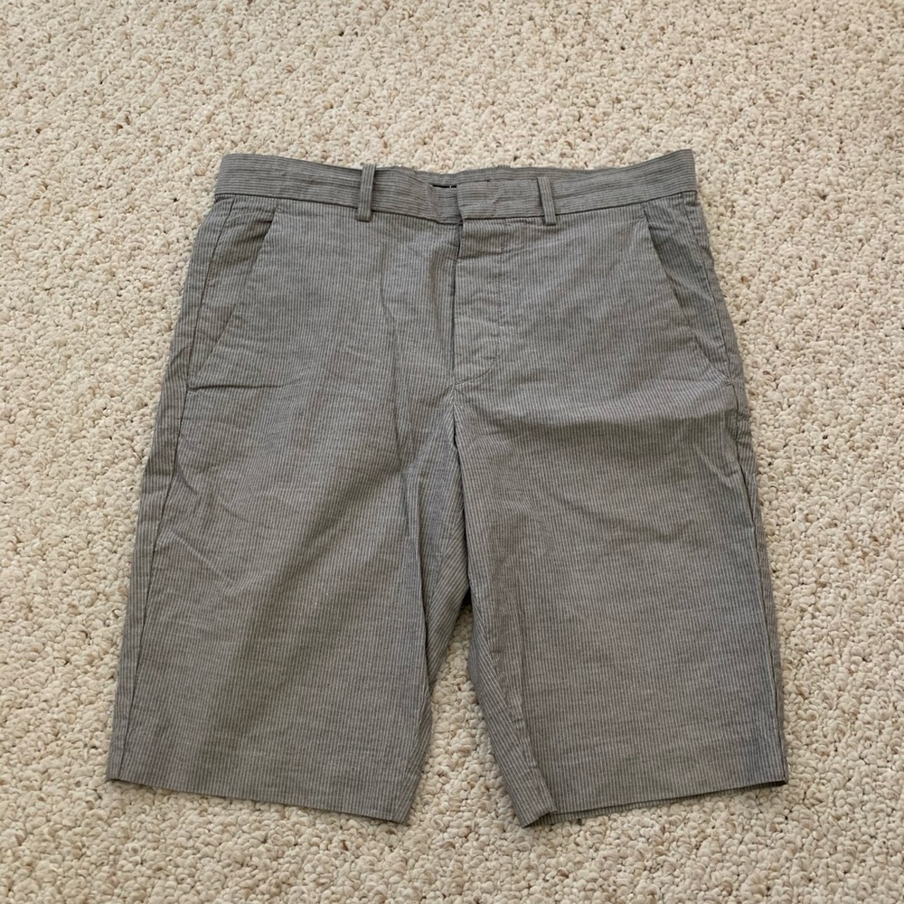 Theory men’s gray shorts, size 28 (xs/s)